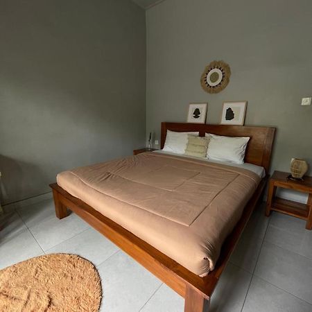 Tyana Private Room In Batu Bolong 26 Чангу Экстерьер фото